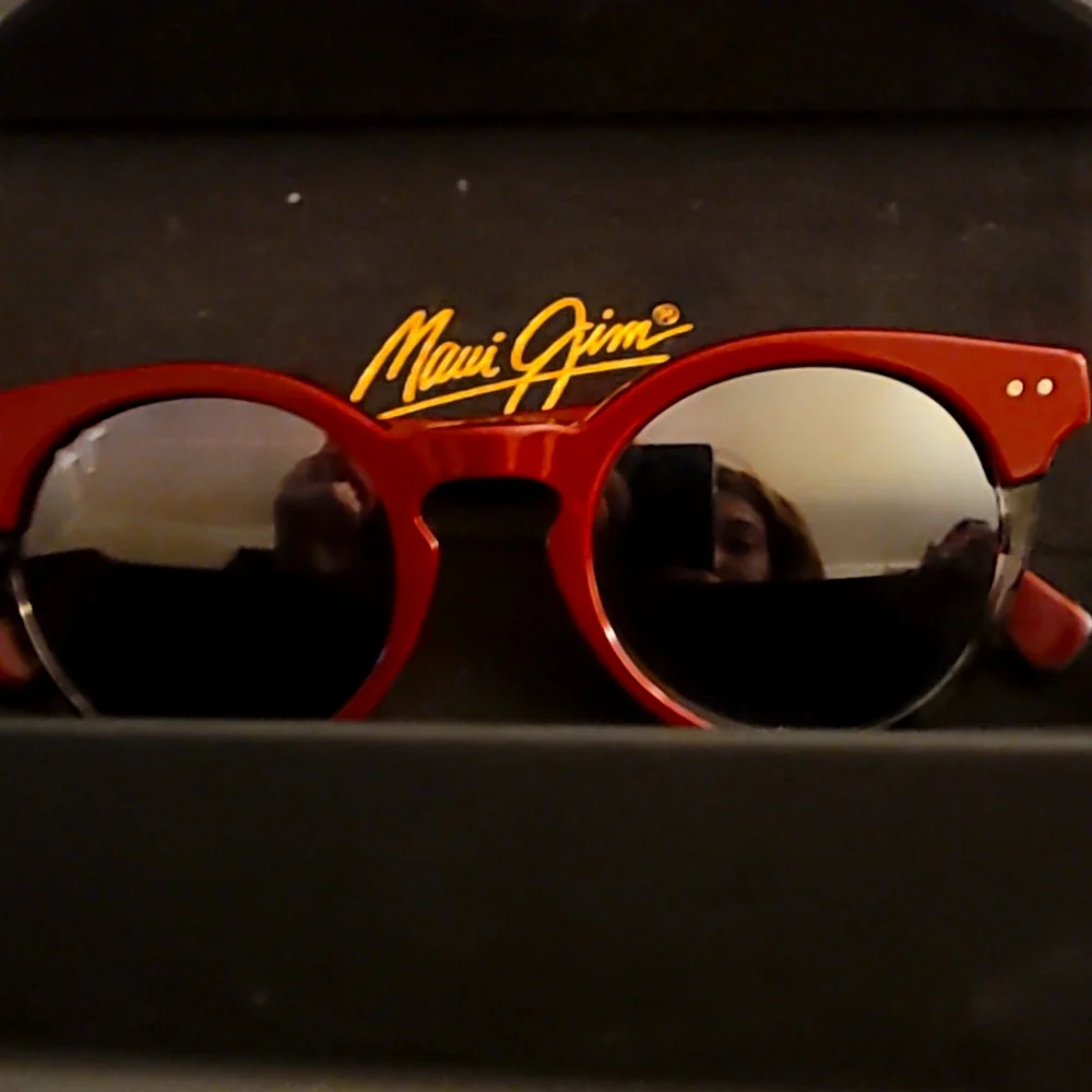 Sunglasses - Picture 1 of 1